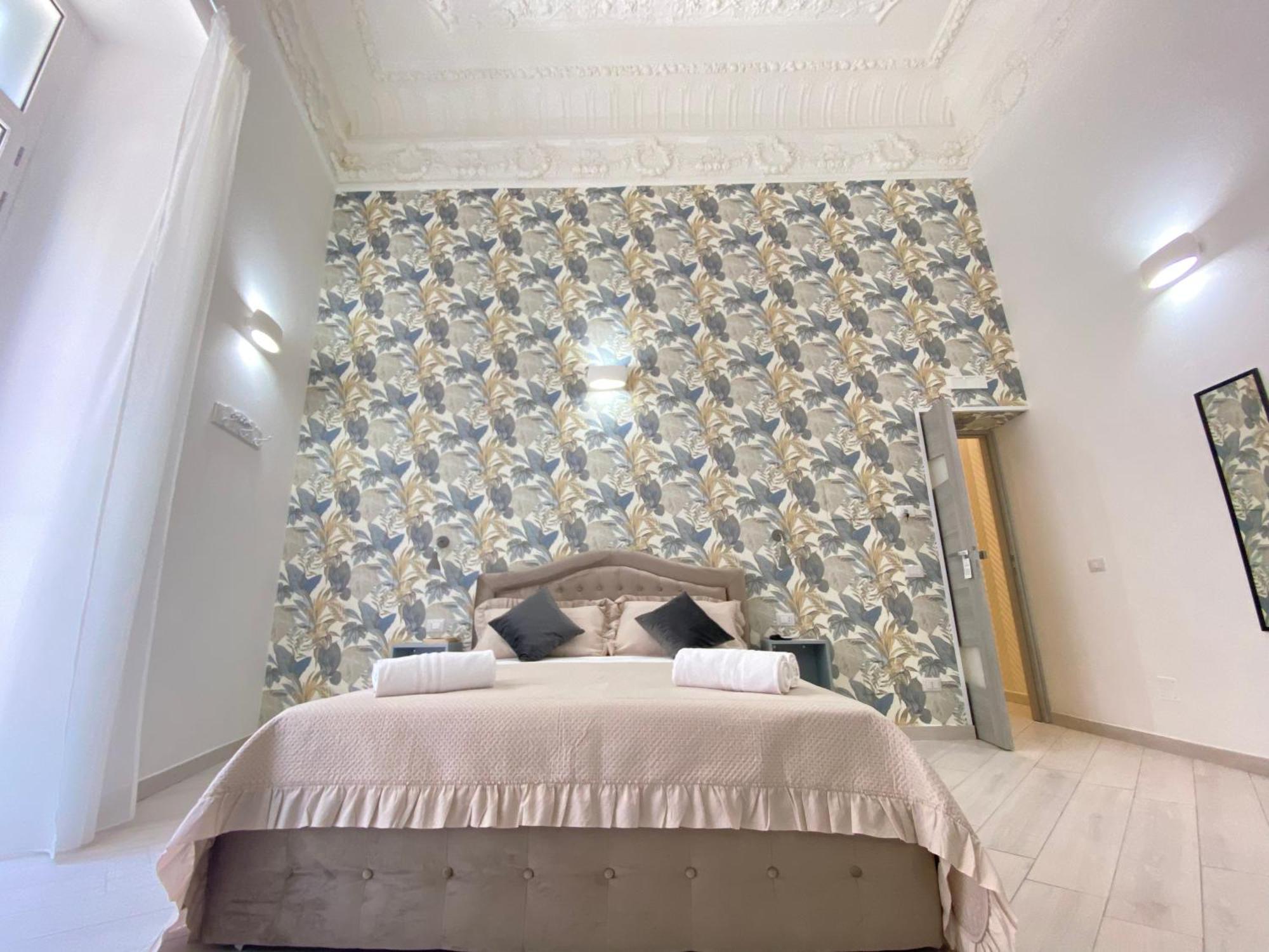 Ludben Dante Hotel Наполи Екстериор снимка