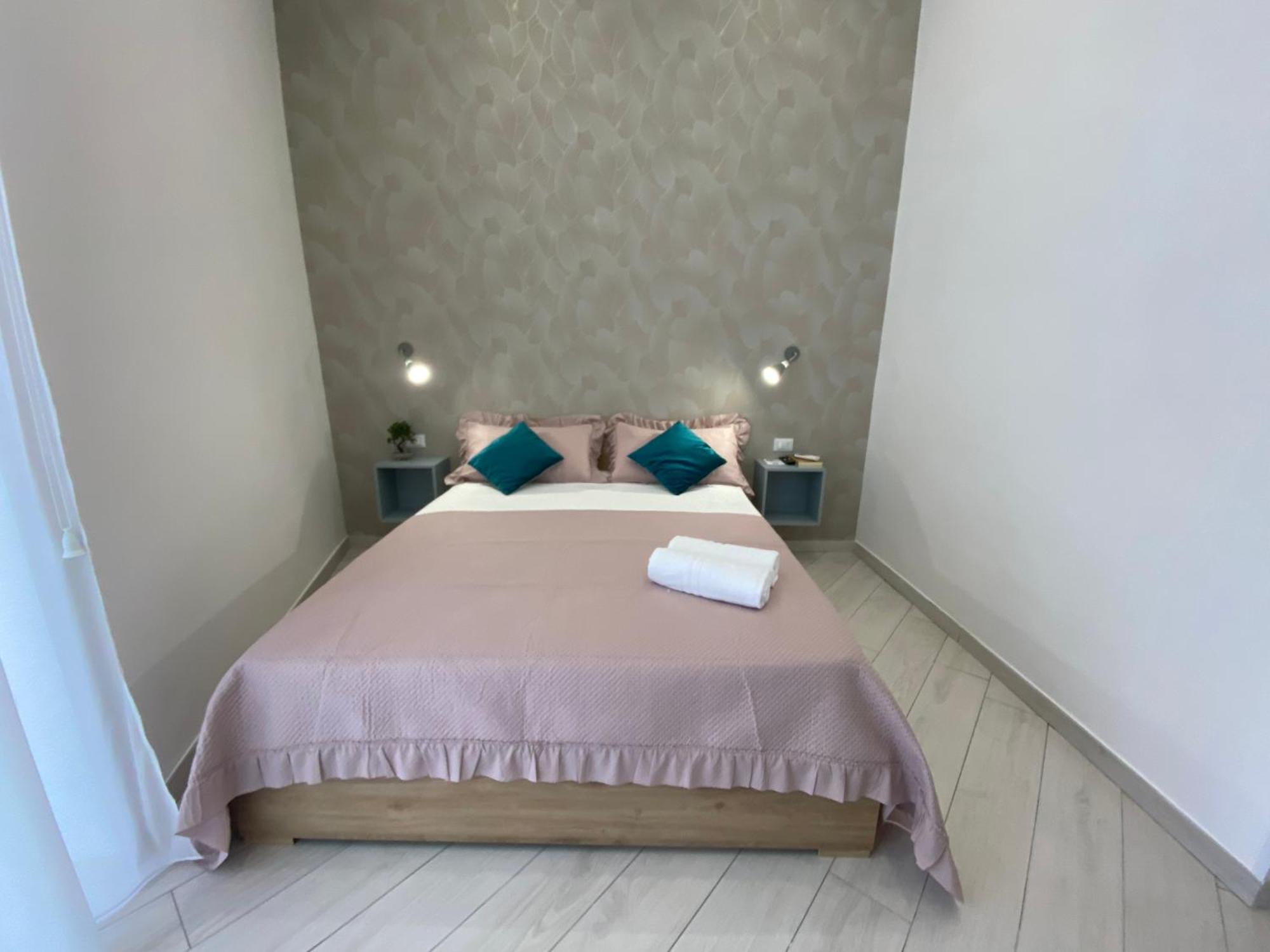 Ludben Dante Hotel Наполи Екстериор снимка