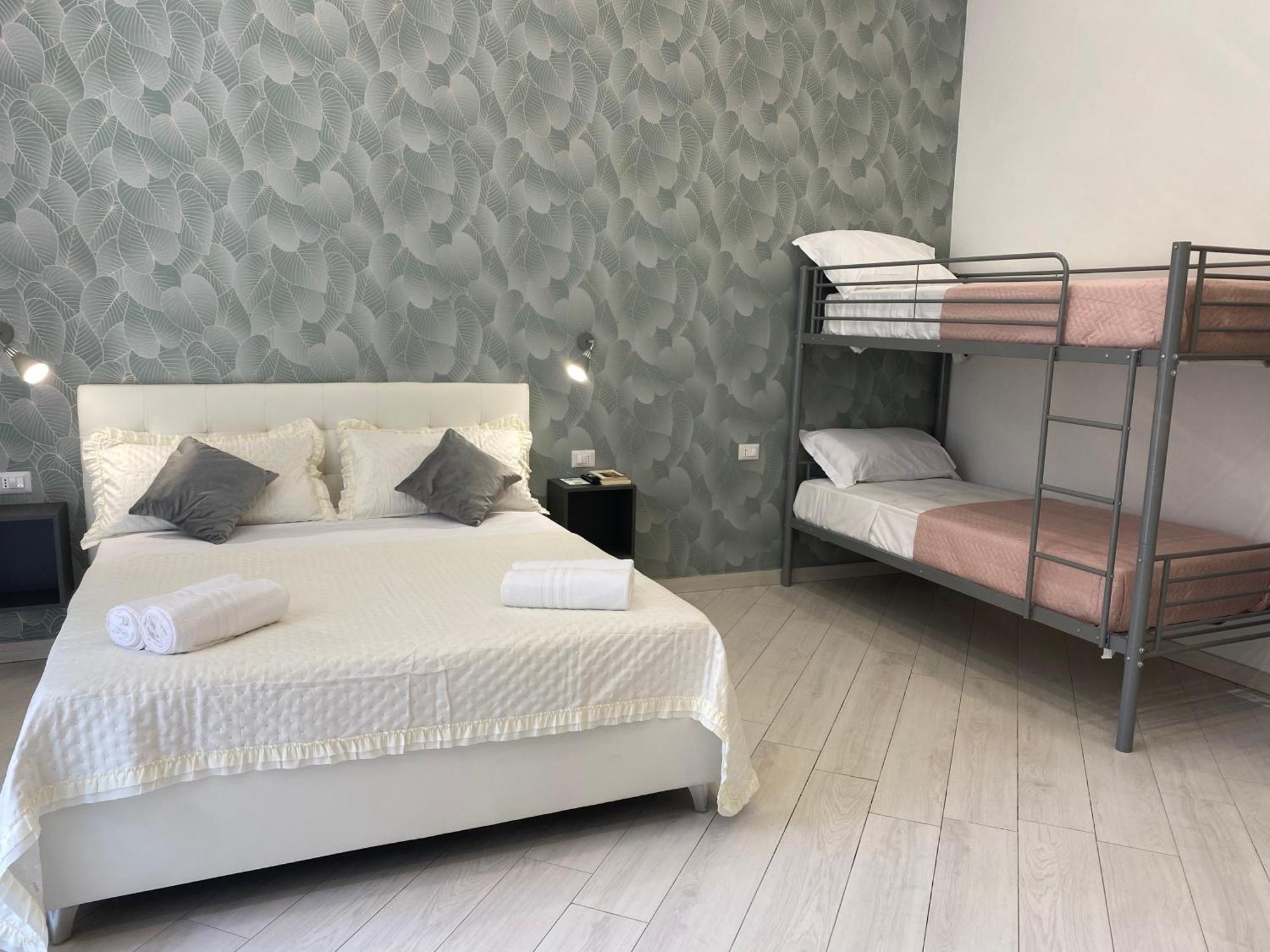 Ludben Dante Hotel Наполи Екстериор снимка