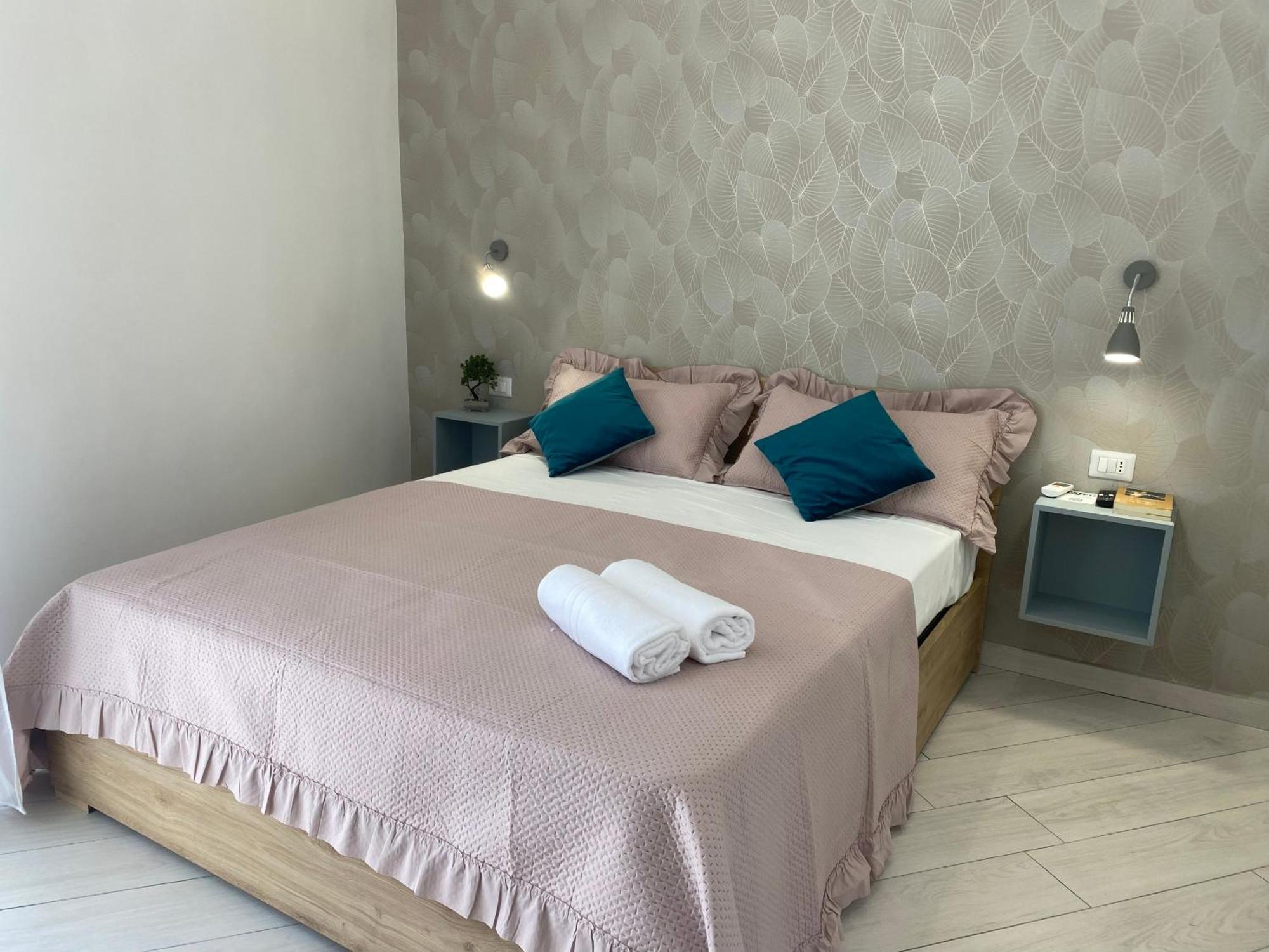 Ludben Dante Hotel Наполи Екстериор снимка